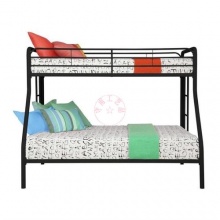 黑色金属双层铁艺床 上下单人床 设有护栏和梯子 节省空间