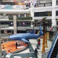 【圣诞.万圣】广州市天河正佳极地海洋世界装饰之鲸鲨雕塑,今年圣诞好