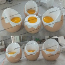 【公共.休闲】新颖的玻璃钢鸡蛋壳凳子带给人们一个全新的坐立体验-公