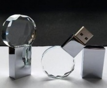水晶内雕u盘_订做_定制 - 中国u盘**品牌-旭雅礼品u盘厂xuyalipin.c