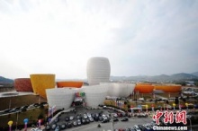 近3000件精美瓷器亮相湖南醴陵 合璧兴陶瓷艺术馆 